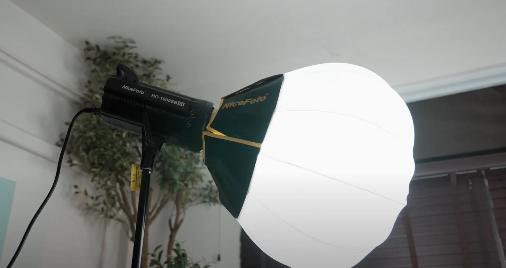 Nicefoto 3 Point Light Set I: 5 เหตุผลที่คุ้มกว่าซื้อไฟแยก 2 Nicefoto 3 Point Light Set I - คุณภาพแสงระดับโปร