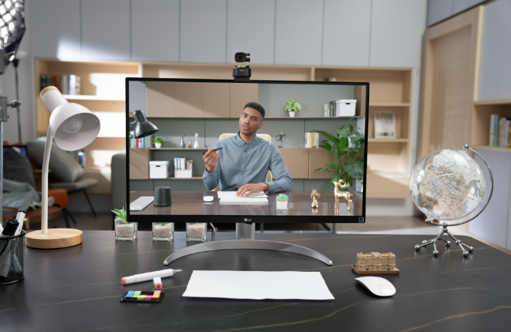 Tiny 2 Webcam - DeskView Mode