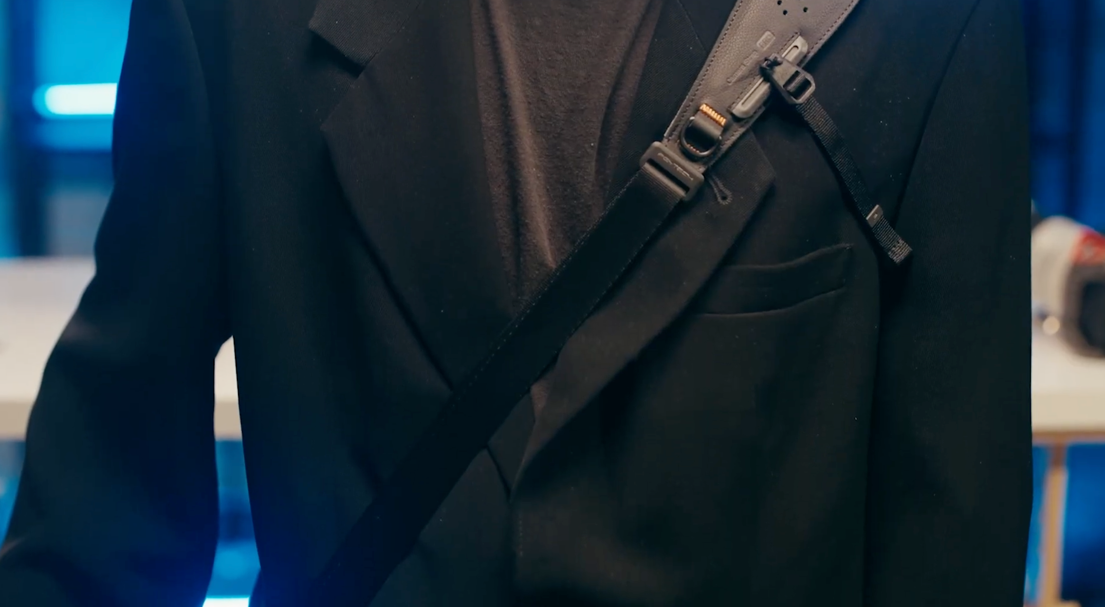 PGYTech Pro & Master Strap มือที่สามที่ช่างภาพต้องมี 5 PGYTech Pro Strap - ล็อกกล้องนิ่ง คล่องตัวสูงสุด