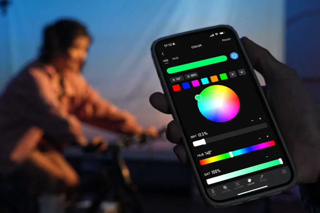 MOLUS X100 RGB - ZY Vega App